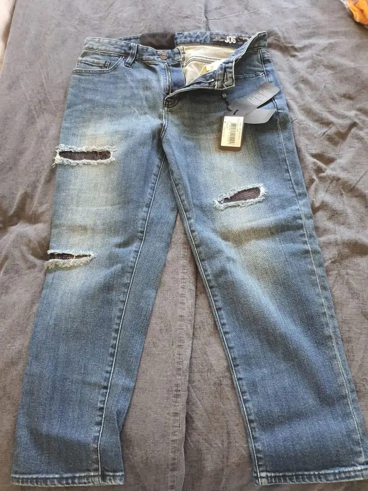 גינס ארמני Armani Exchange – ארמני אקסצ'יינג' יד שנייה בנמיז - Nemyz