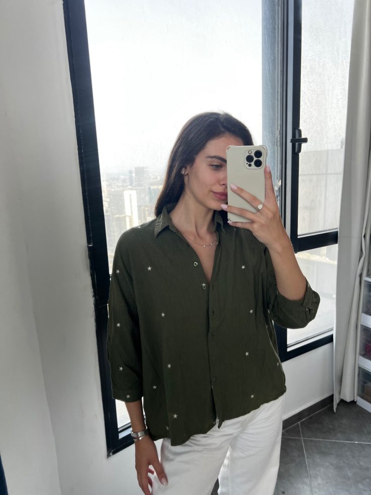 מכופתרת ירוק זית אחר יד שנייה בנמיז - Nemyz