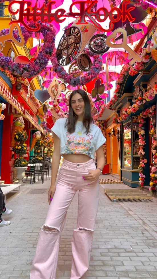 מכנס ורוד Bershka Bershka – ברשקה יד שנייה בנמיז - Nemyz