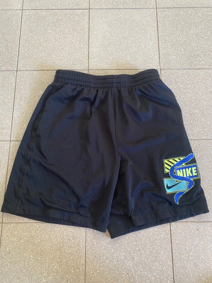 מכנסי נייק קצרים Nike - נייקי יד שנייה בנמיז - Nemyz