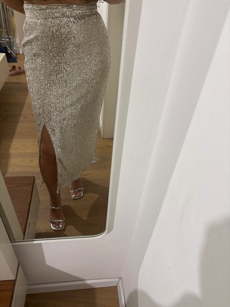 חצאית פאייטים H&M - אייץ' אנד אם יד שנייה בנמיז - Nemyz