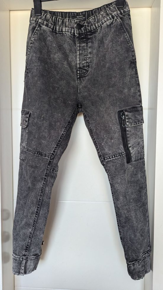 מכנס שחור מברשקה Bershka – ברשקה יד שנייה בנמיז - Nemyz