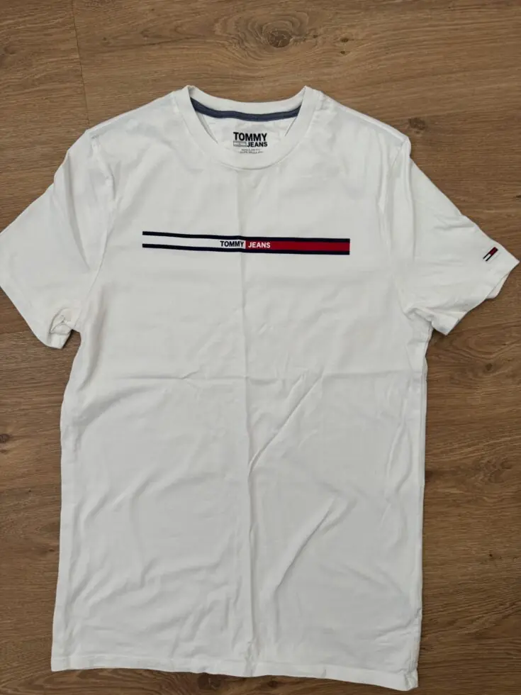 טומי הילפינגר מידה s Tommy Hilfiger - טומי הילפיגר יד שנייה בנמיז - Nemyz