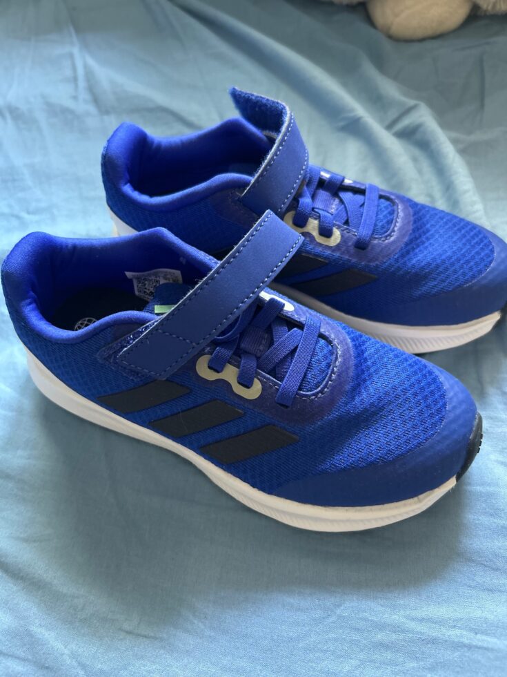 נעלי אדידס לילדים Adidas – אדידס יד שנייה בנמיז - Nemyz