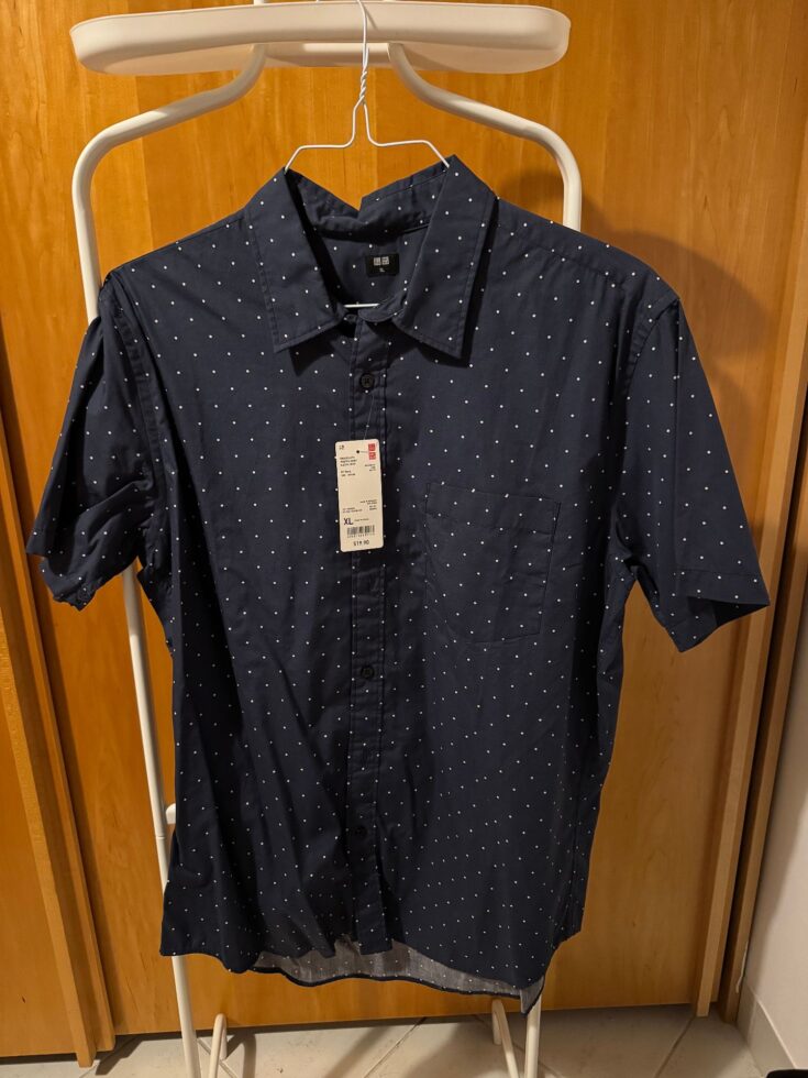 מכופרת קצרה יוניקלו יוניקלו – Uniqlo יד שנייה בנמיז - Nemyz