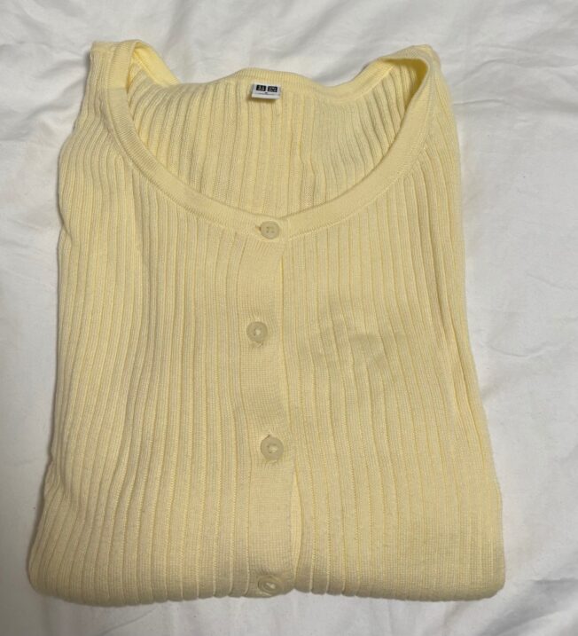 קרדיגן צהוב יוניקלו יוניקלו – Uniqlo יד שנייה בנמיז - Nemyz