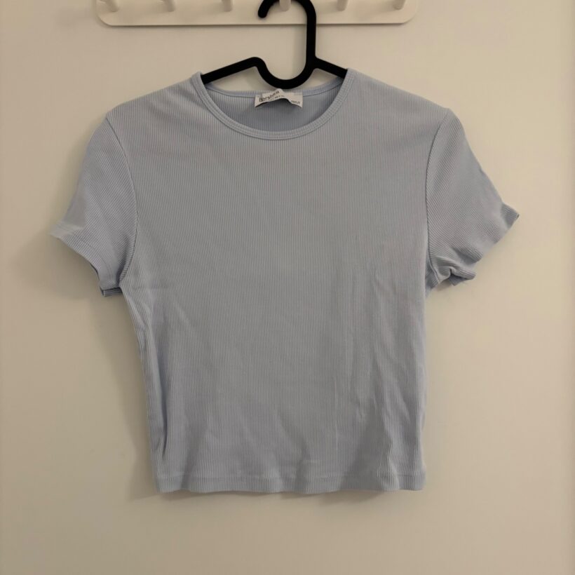 חולצת ריב Bershka – ברשקה יד שנייה בנמיז - Nemyz
