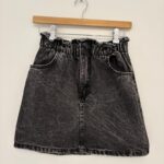חצאית ג׳ינס Bershka – ברשקה יד שנייה בנמיז - Nemyz