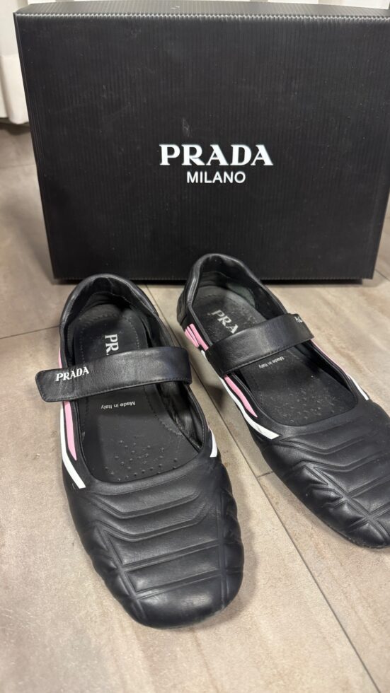 נעליים שטוחות PRADA Prada - פראדה יד שנייה בנמיז - Nemyz
