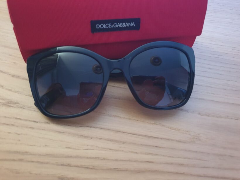 משקפי שמש דולצ’ה וגבאנה שחורות Dolce & Gabbana - דולצ'ה וגבאנה יד שנייה בנמיז - Nemyz