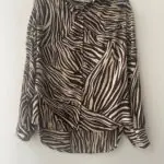 חולצה הדפס זברה H&M - אייץ' אנד אם יד שנייה בנמיז - Nemyz