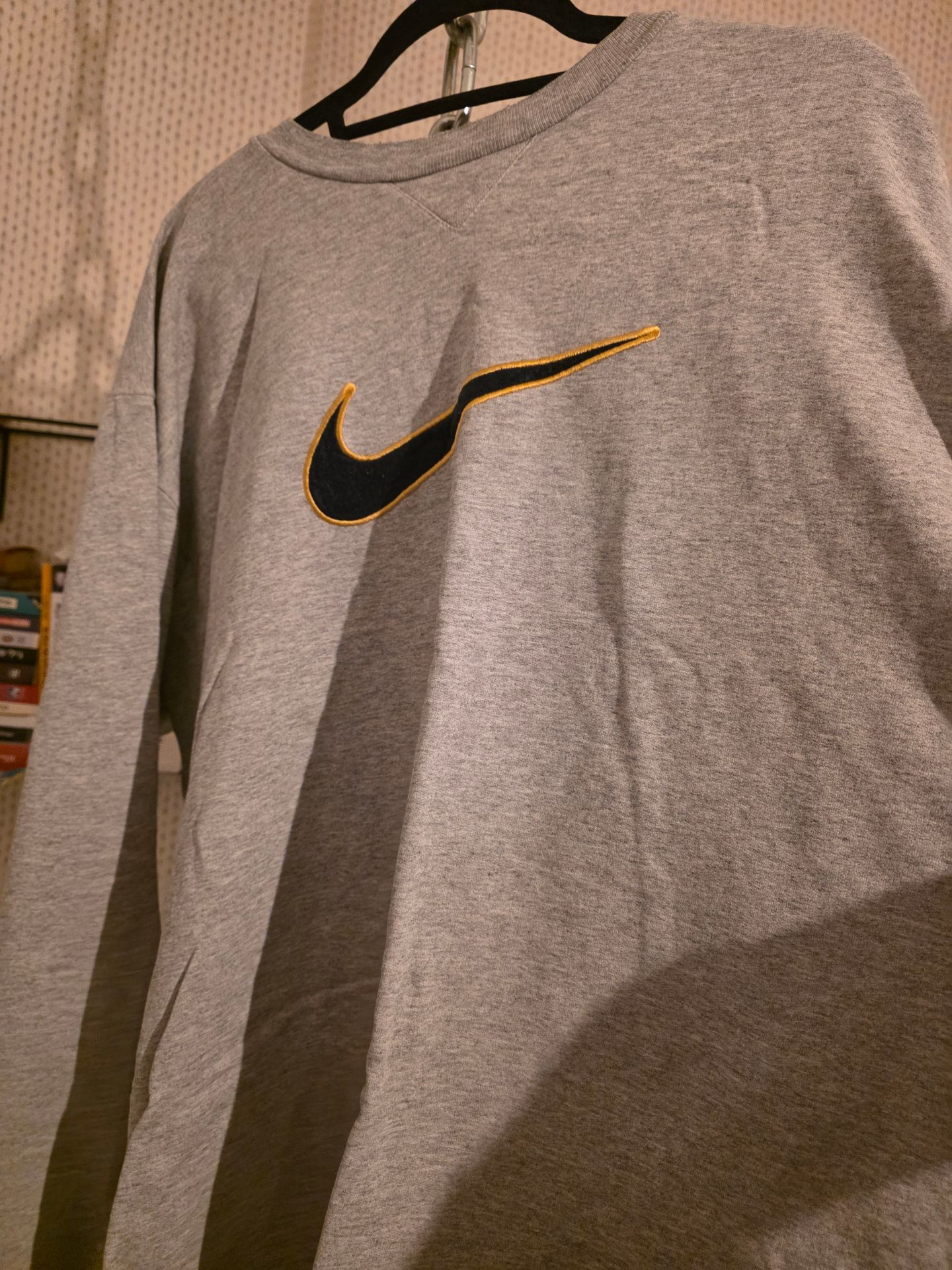 סווצ’ר נייק Nike - נייקי יד שנייה בנמיז - Nemyz