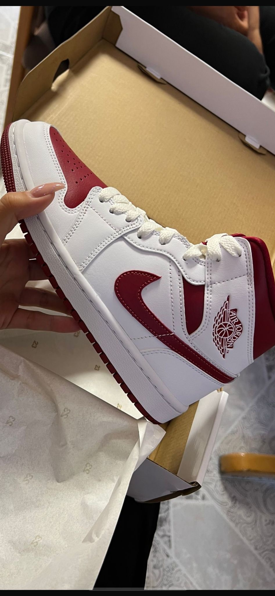 Air jordan 1 Mid ג'ורדן – Jordan יד שנייה בנמיז - Nemyz