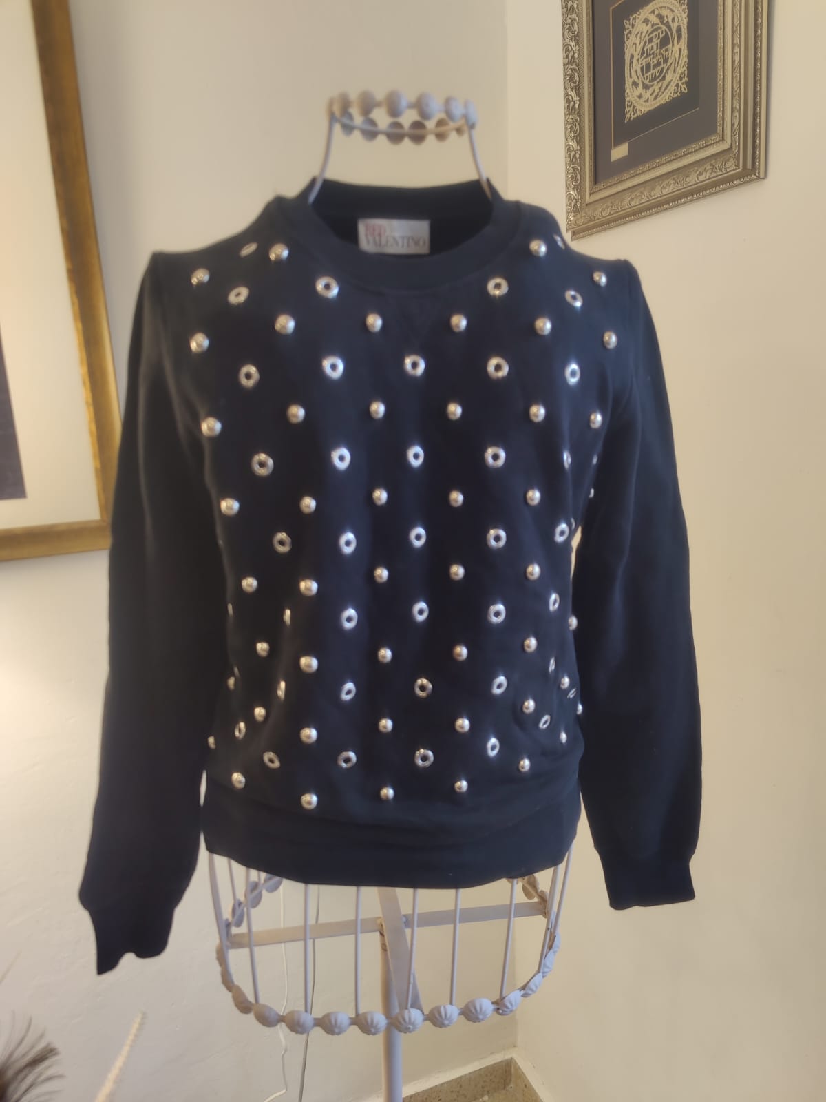 Studded sweater Valentino יד שנייה בנמיז - Nemyz