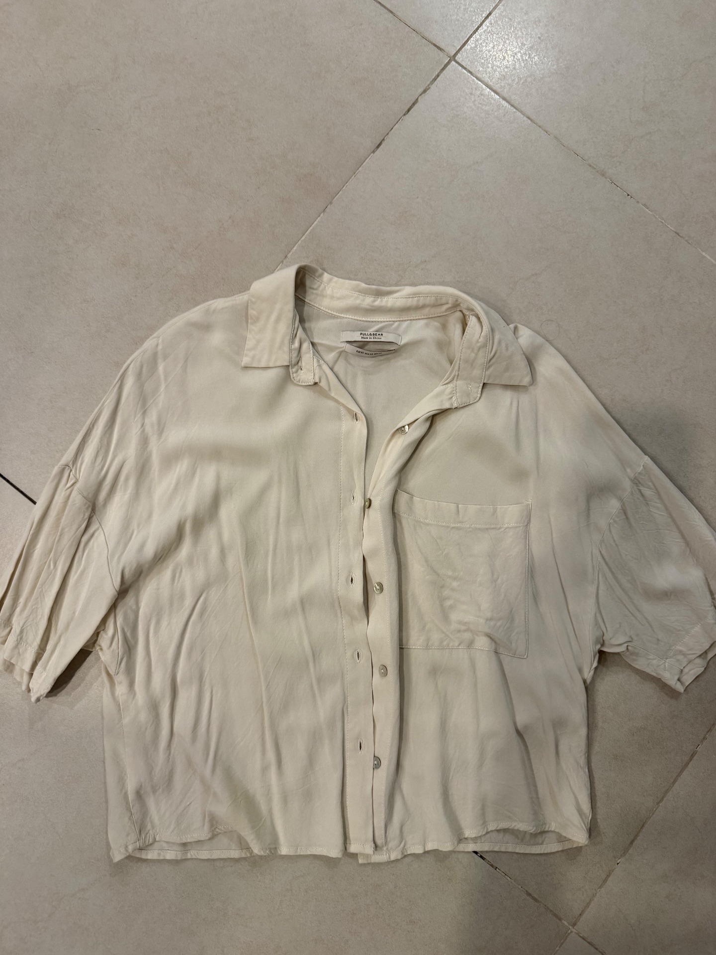 מכופתרת שרוול קצר Pull & Bear - פול אנד בר יד שנייה בנמיז - Nemyz