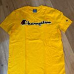 טי שירט צהובה Champion – צ'מפיון יד שנייה בנמיז - Nemyz