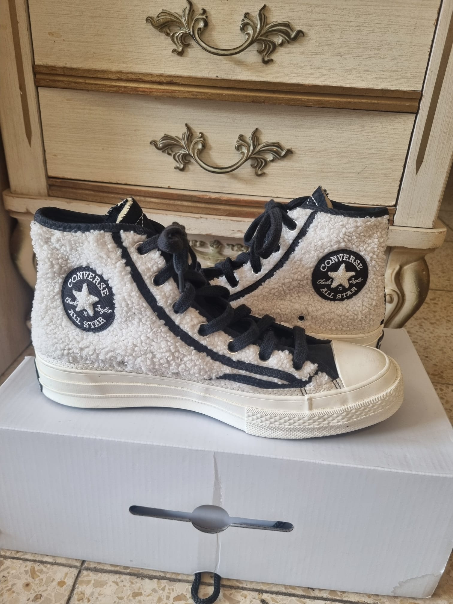 Chuck 70 sherpa Converse (All-Star) – קונברס (אול-סטאר) יד שנייה בנמיז - Nemyz