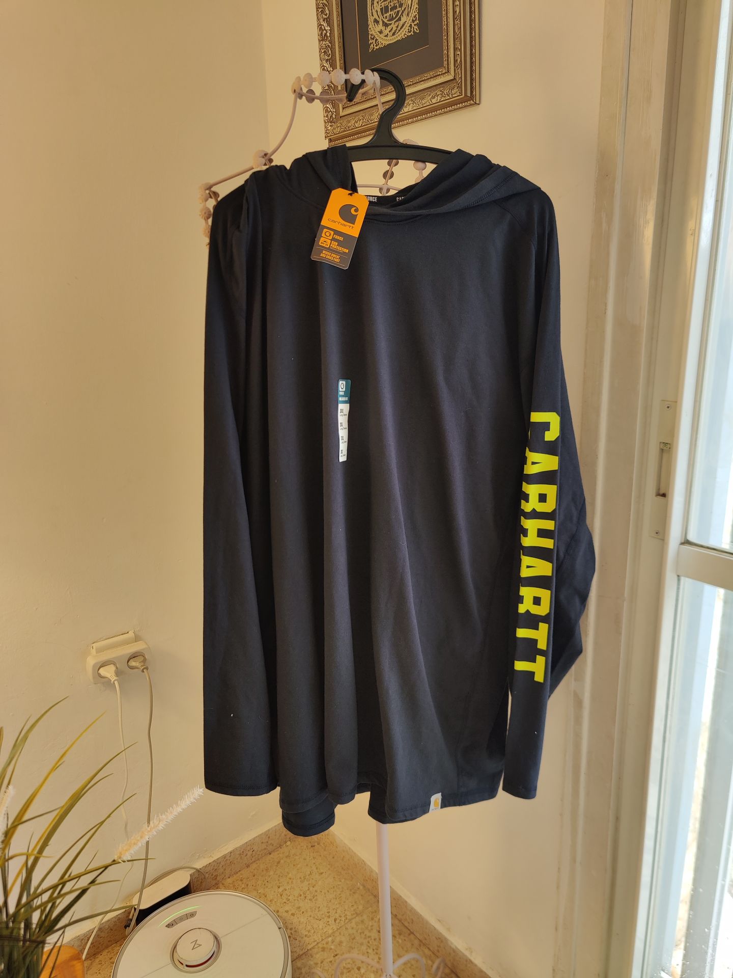 Hoodie לוגו נאון Carhartt – קארהארט יד שנייה בנמיז - Nemyz