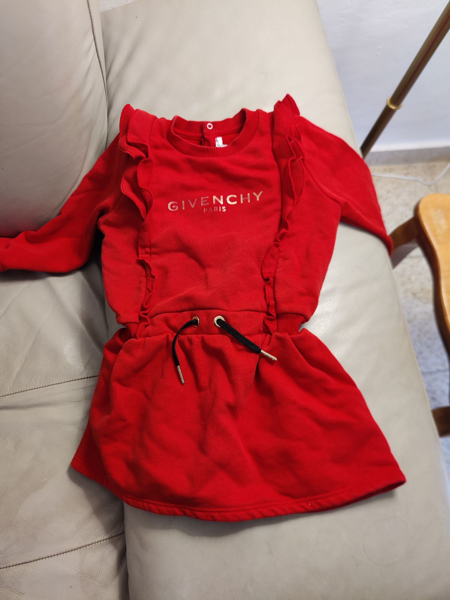 שמלת ruffles לוגו Givenchy - ז'יבנשי יד שנייה בנמיז - Nemyz