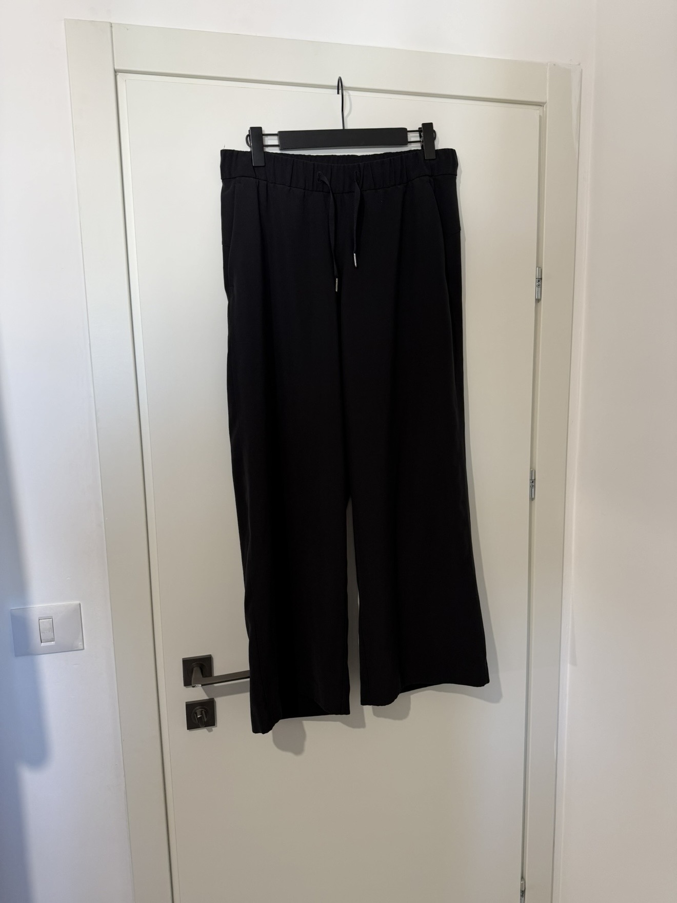 מכנס ג׳וגר לולולמון Lululemon - לולולמון יד שנייה בנמיז - Nemyz