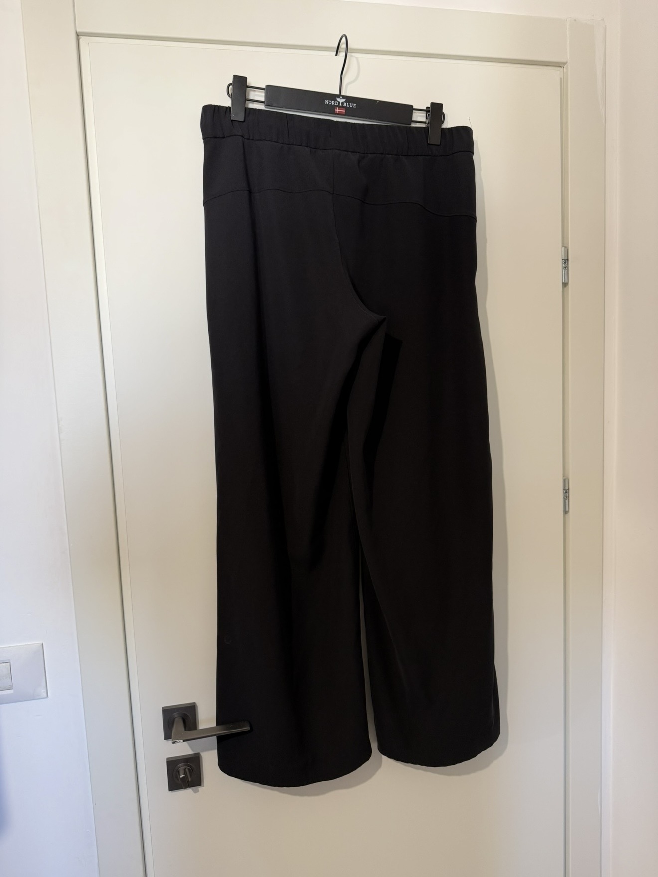 מכנס ג׳וגר לולולמון Lululemon - לולולמון יד שנייה בנמיז - Nemyz