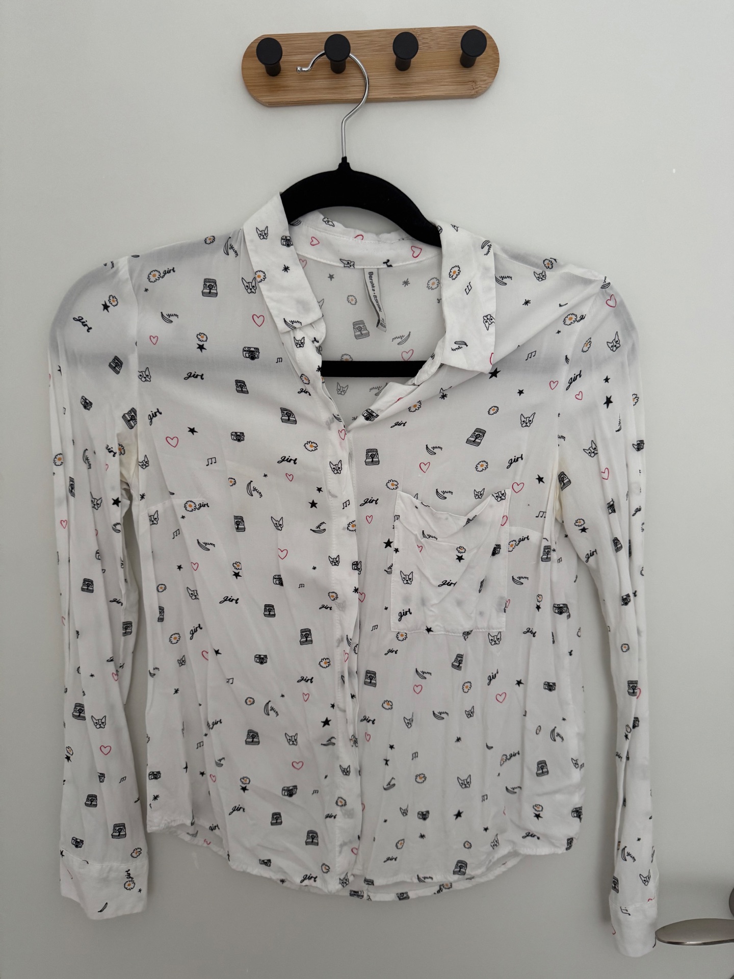 חולצה מכופתרת ברשקה Bershka – ברשקה יד שנייה בנמיז - Nemyz