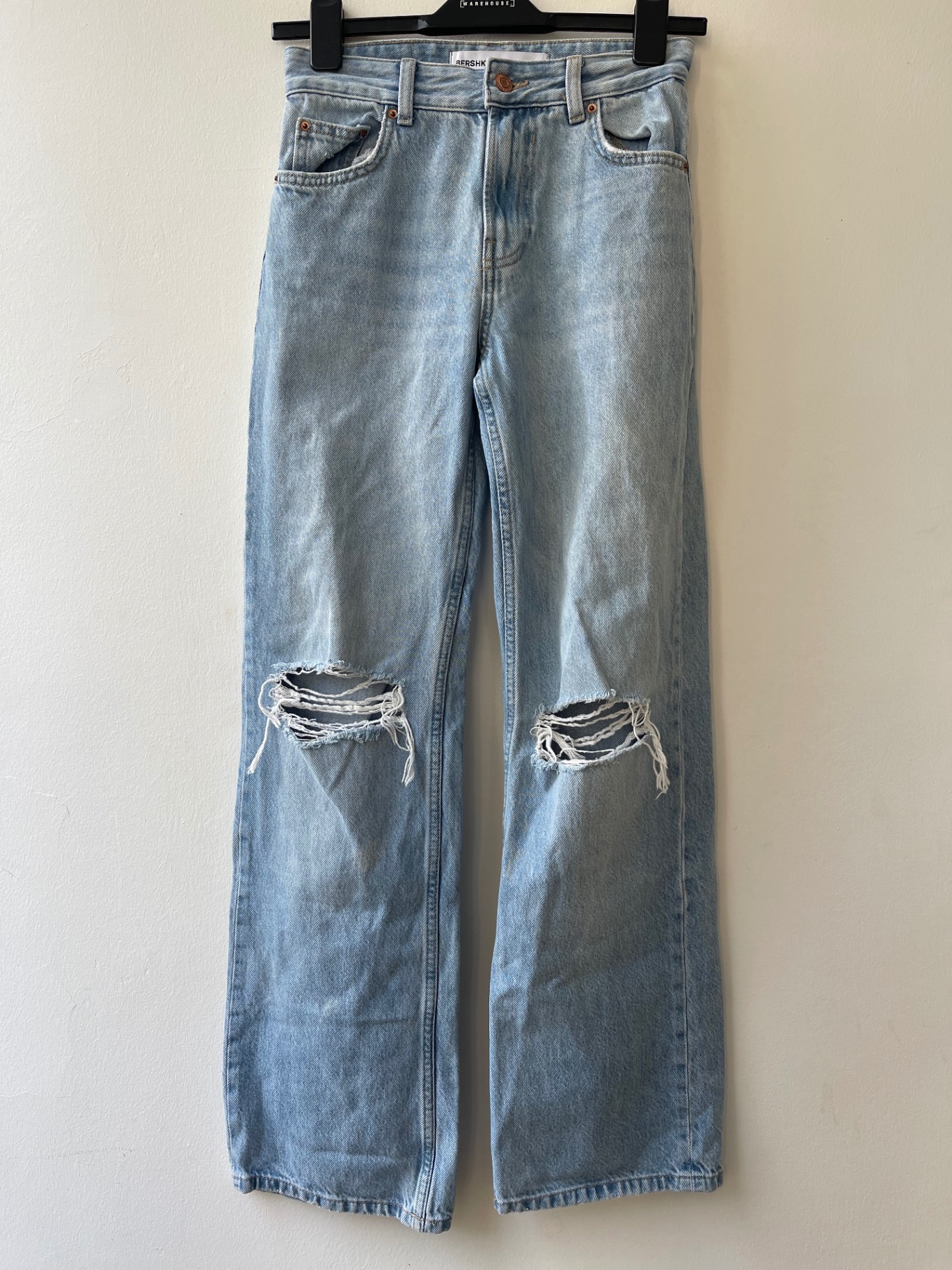 ג׳ינס קרעים Bershka – ברשקה יד שנייה בנמיז - Nemyz