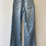 ג׳ינס קרעים Bershka – ברשקה יד שנייה בנמיז - Nemyz