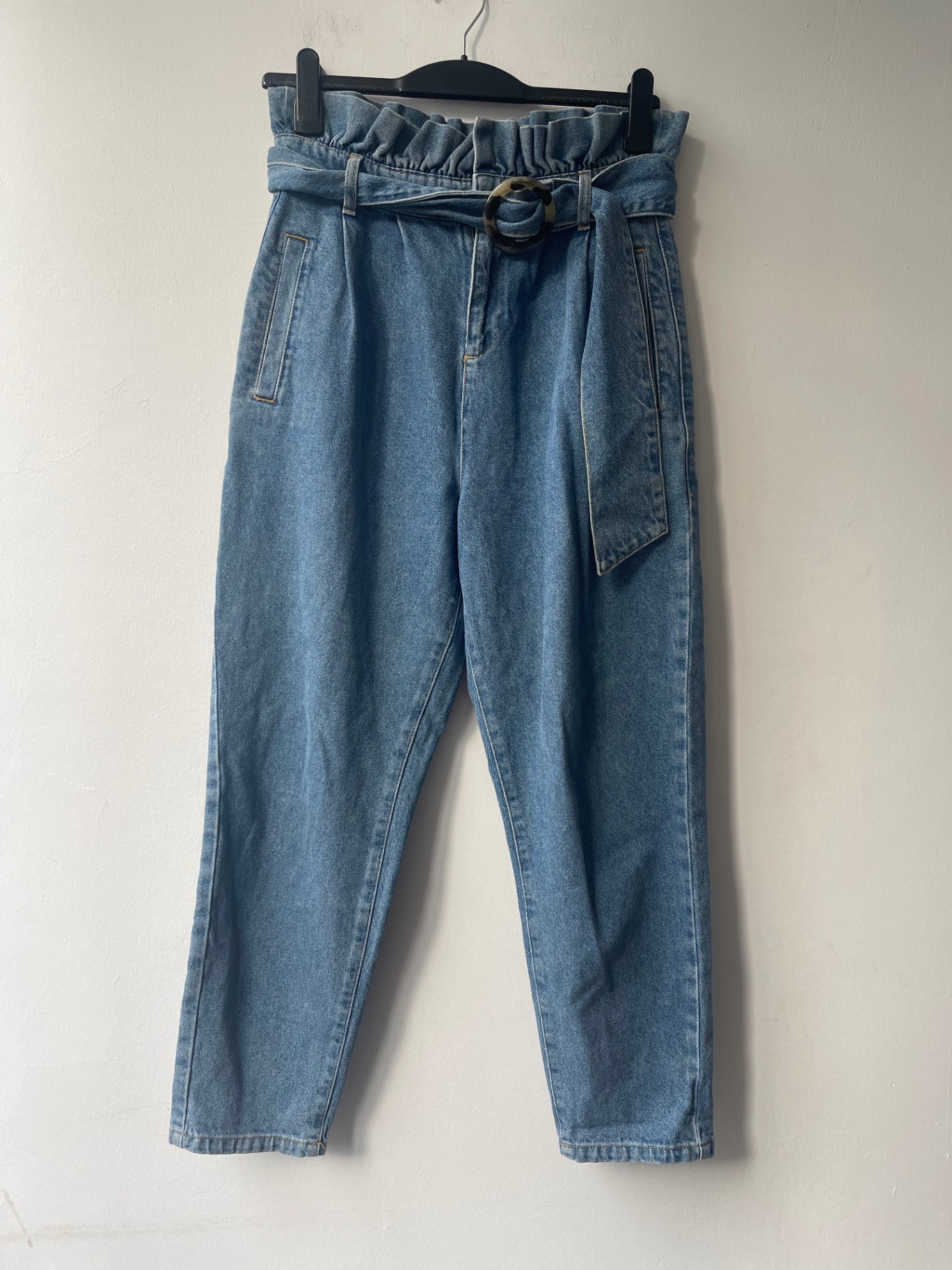 ג׳ינס עם חגורה Asos – אסוס יד שנייה בנמיז - Nemyz