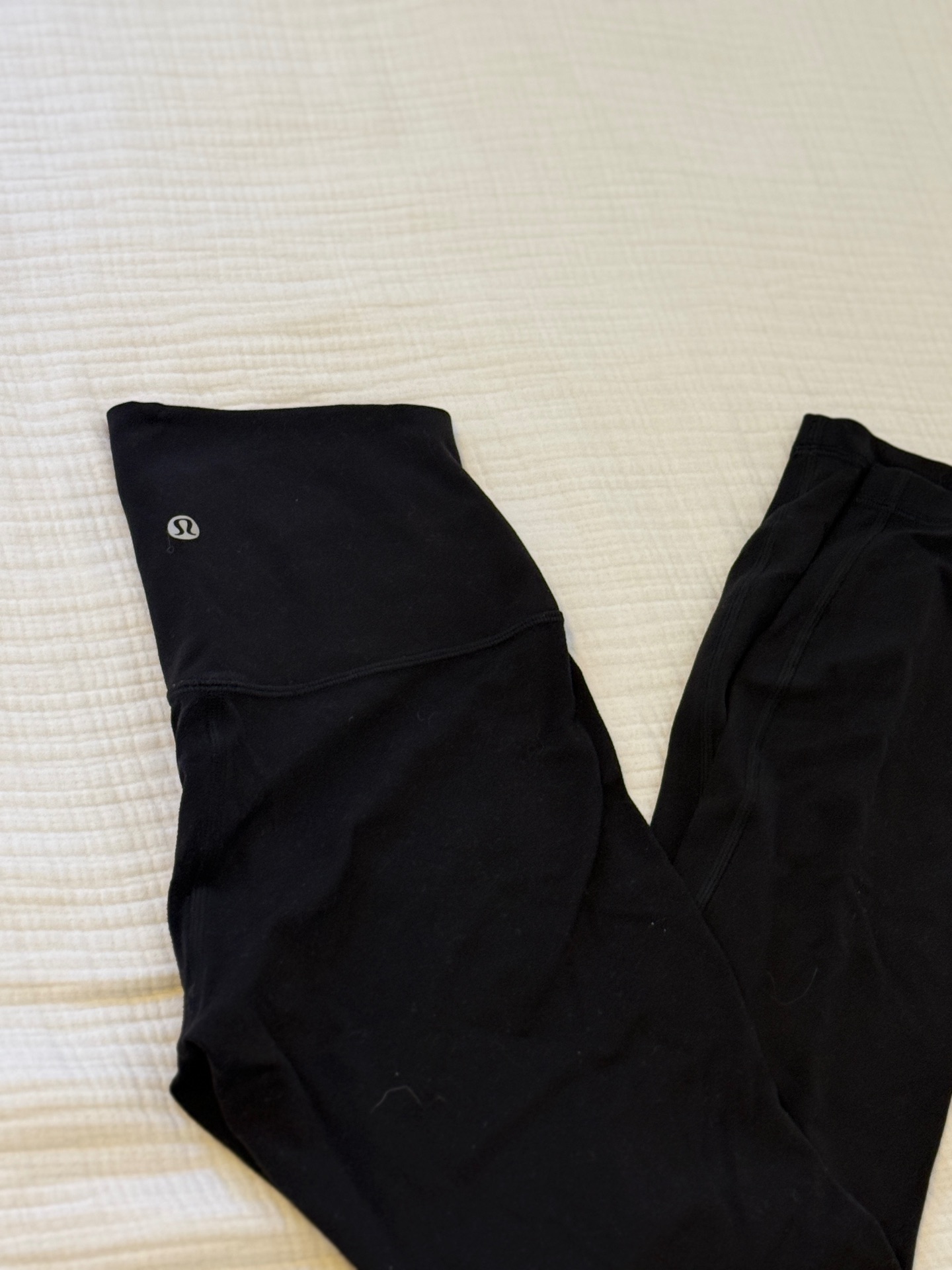 טייץ לולו למון שחור Lululemon - לולולמון יד שנייה בנמיז - Nemyz