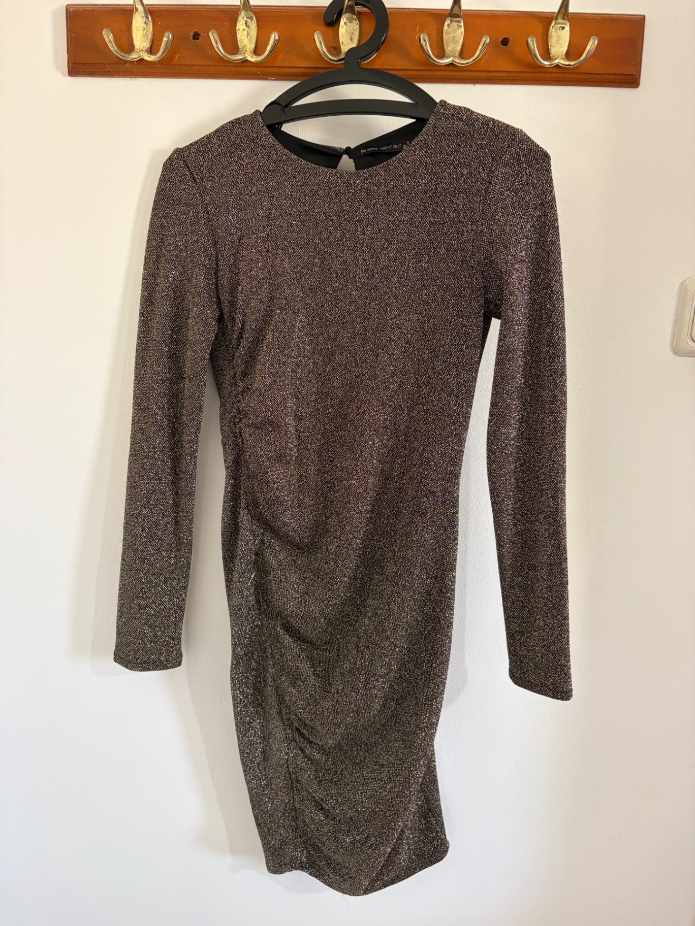 שמלה Bershka – ברשקה יד שנייה בנמיז - Nemyz