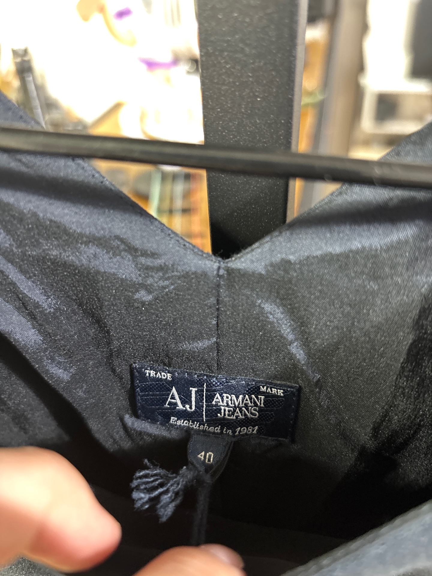 שמלת ארמני מידה 40 Emporio Armani - אמפוריו ארמני יד שנייה בנמיז - Nemyz
