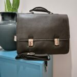 תיק עור חדש אחר יד שנייה בנמיז - Nemyz