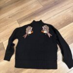 סריג שחור עם ציפורים H&M - אייץ' אנד אם יד שנייה בנמיז - Nemyz