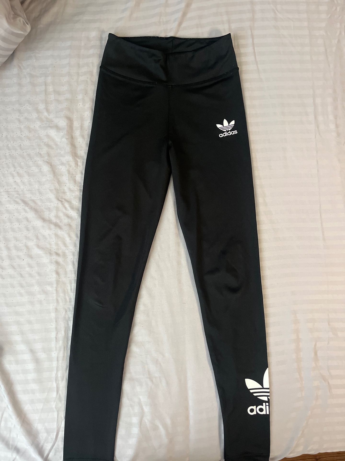 טייץ שחור ארוך אדידס Adidas – אדידס יד שנייה בנמיז - Nemyz