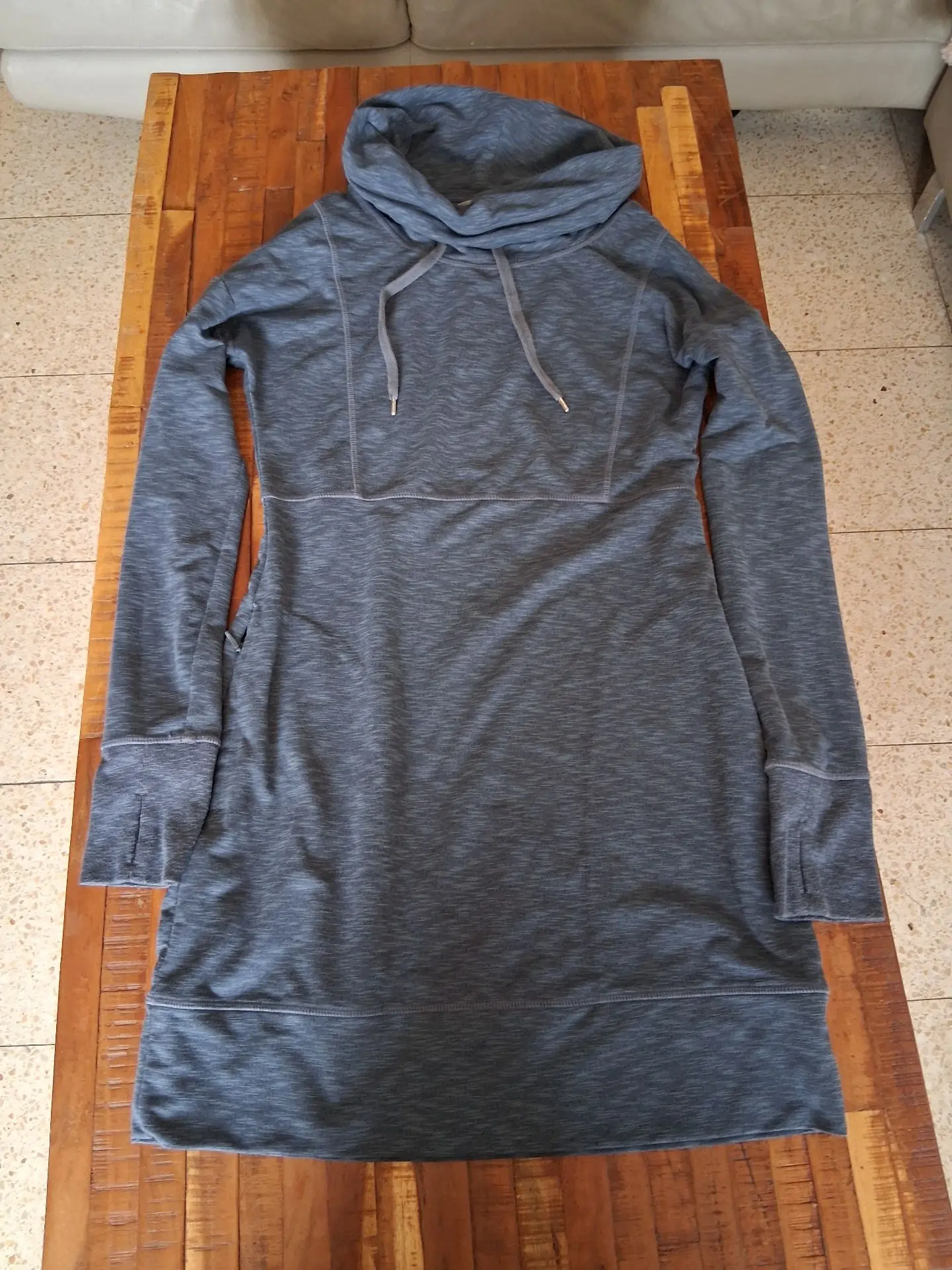 Athleta sporty dress אחר יד שנייה בנמיז - Nemyz