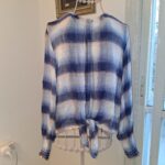 חולצה קשירה plaid Anthropologie יד שנייה בנמיז - Nemyz