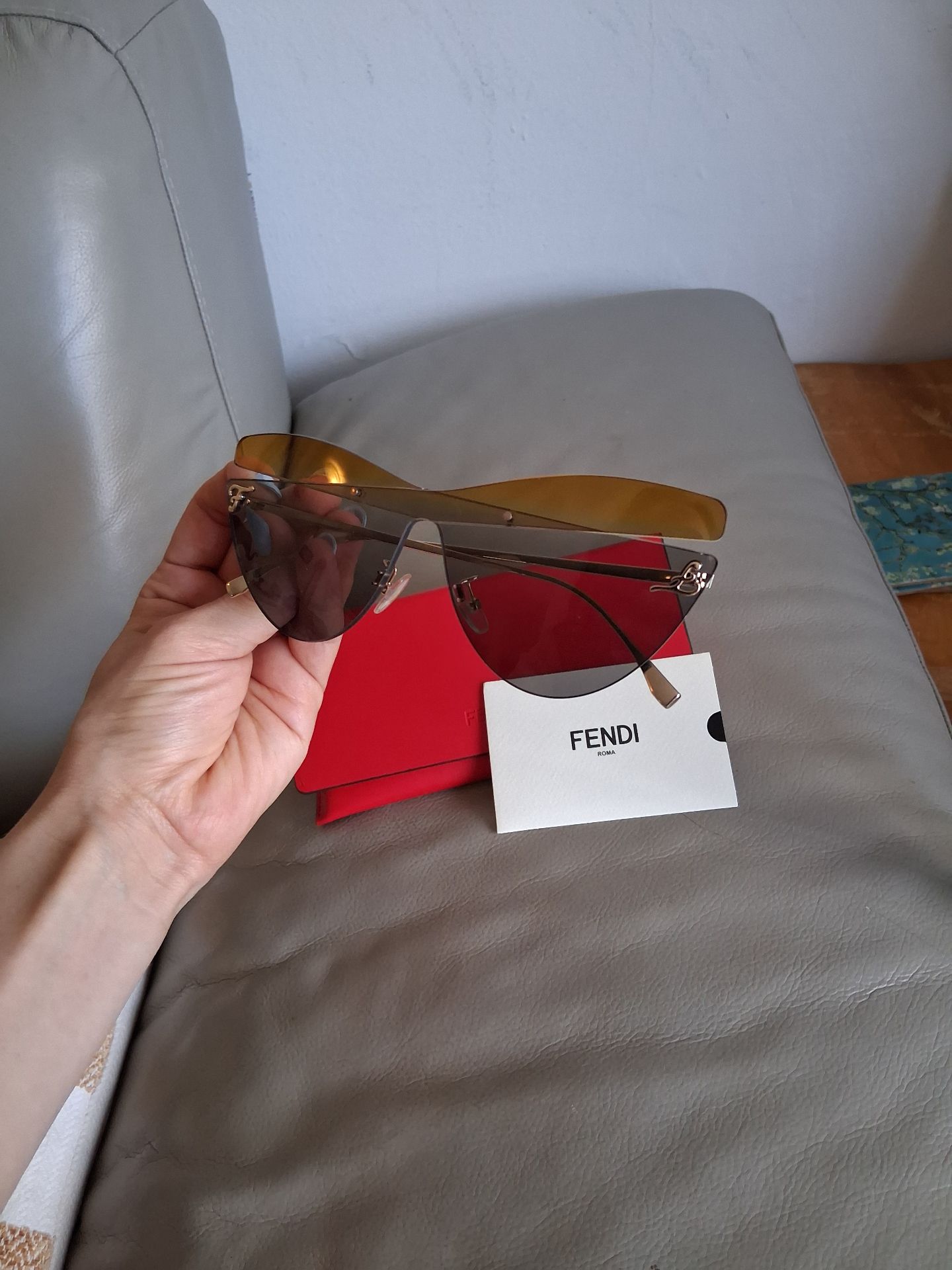 משקפי שמש Fendi Fendi - פנדי יד שנייה בנמיז - Nemyz