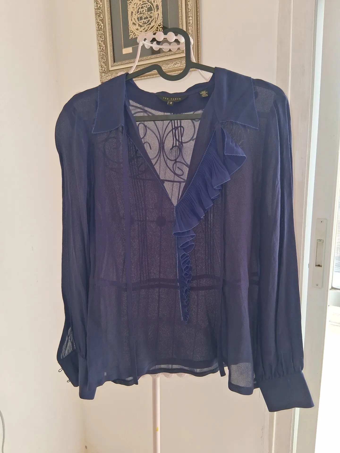 חולצת שיפון מהממת Ted Baker - טד בייקר יד שנייה בנמיז - Nemyz