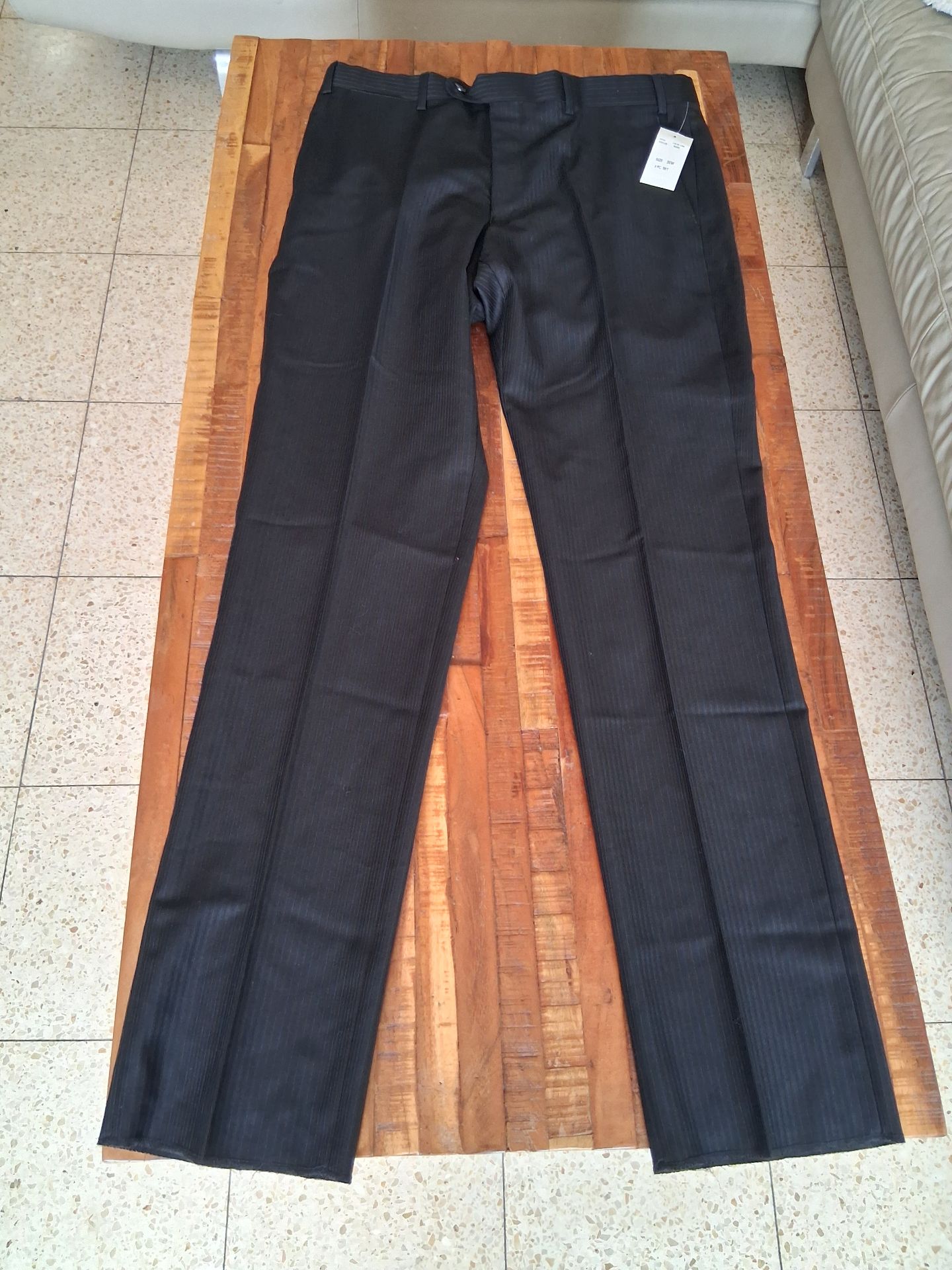 מכנס גברים US35 EU46 Vince Camuto יד שנייה בנמיז - Nemyz