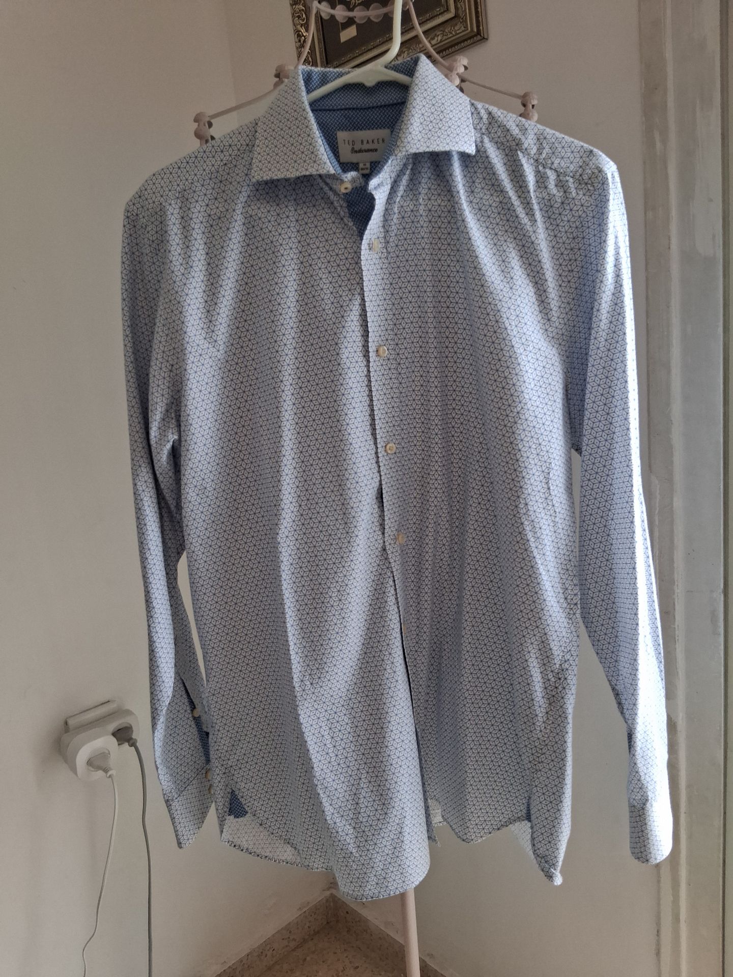 מכופתרת חדשה גברים Ted Baker - טד בייקר יד שנייה בנמיז - Nemyz