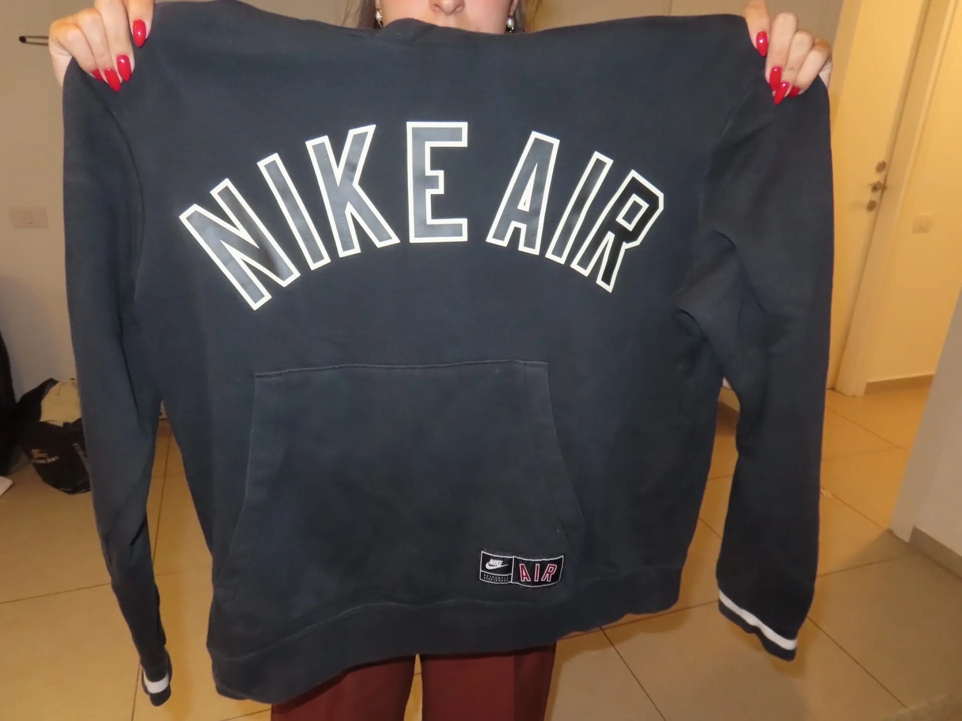 גקט שחור נייקי Nike - נייקי יד שנייה בנמיז - Nemyz