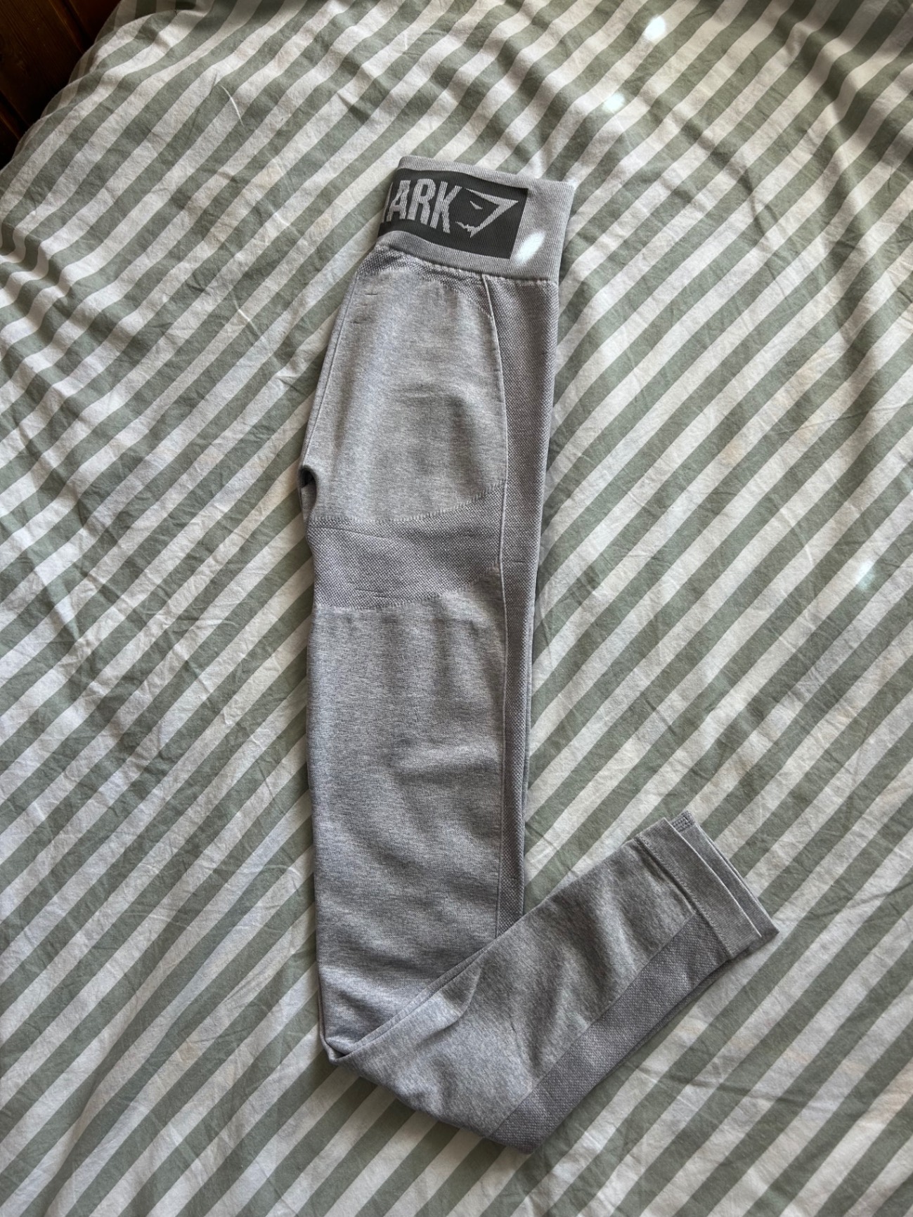 טייץ gymshark Gymshark - ג'ים שארק יד שנייה בנמיז - Nemyz