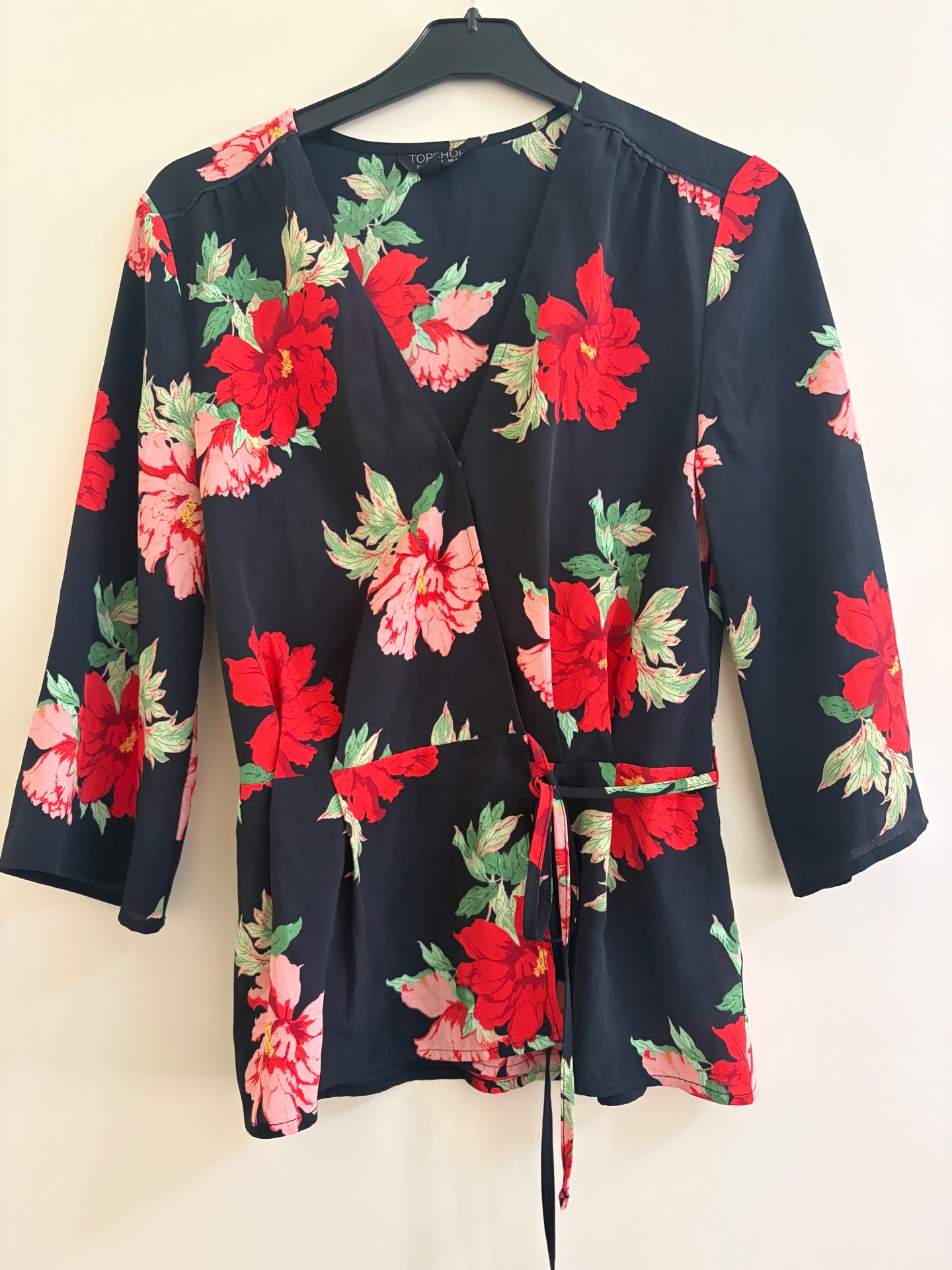 חולצה מעטפת פרחונית Topshop-טופ שופ יד שנייה בנמיז - Nemyz