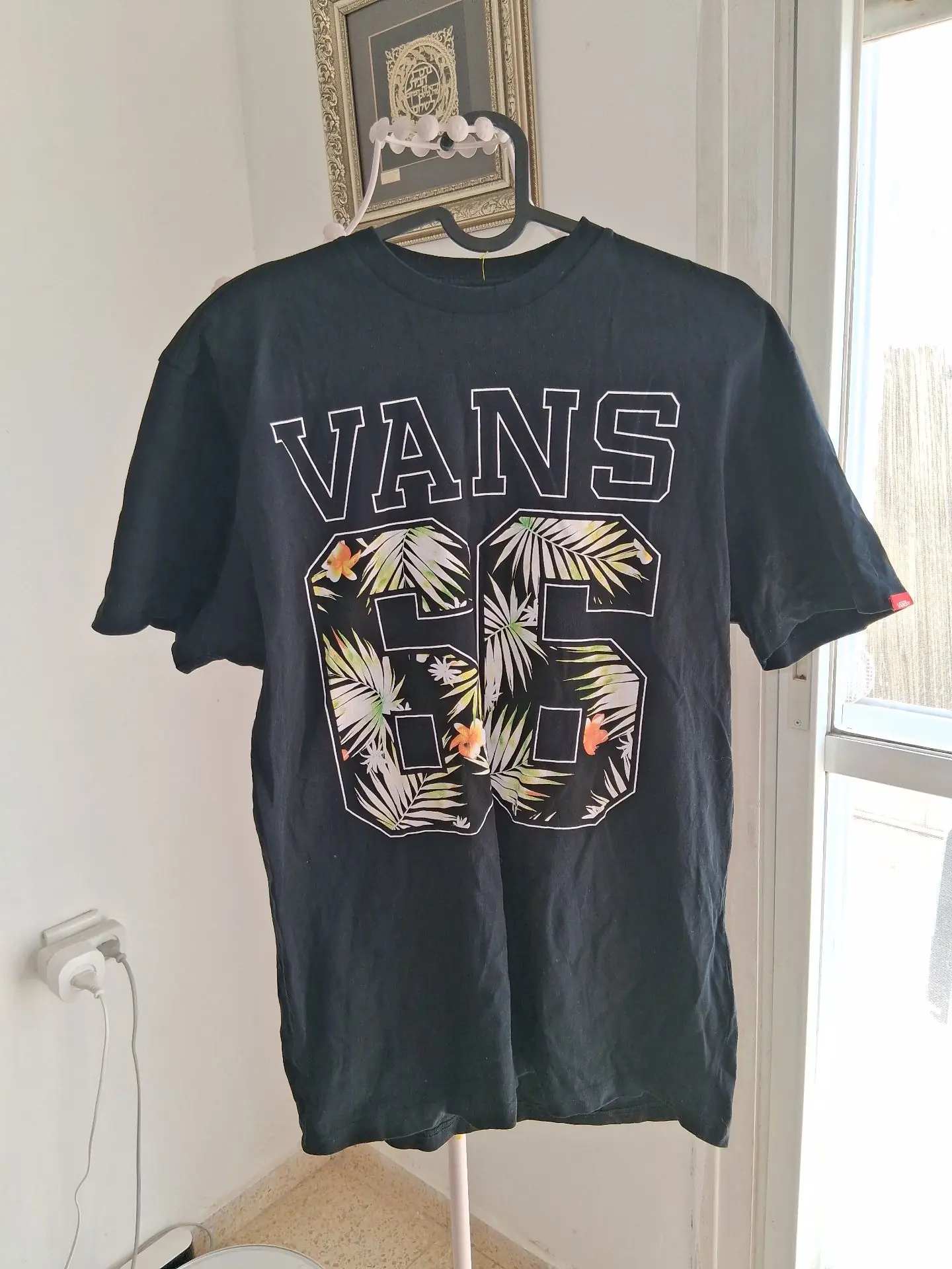 טישרט גרפי גברים Vans - ואנס יד שנייה בנמיז - Nemyz