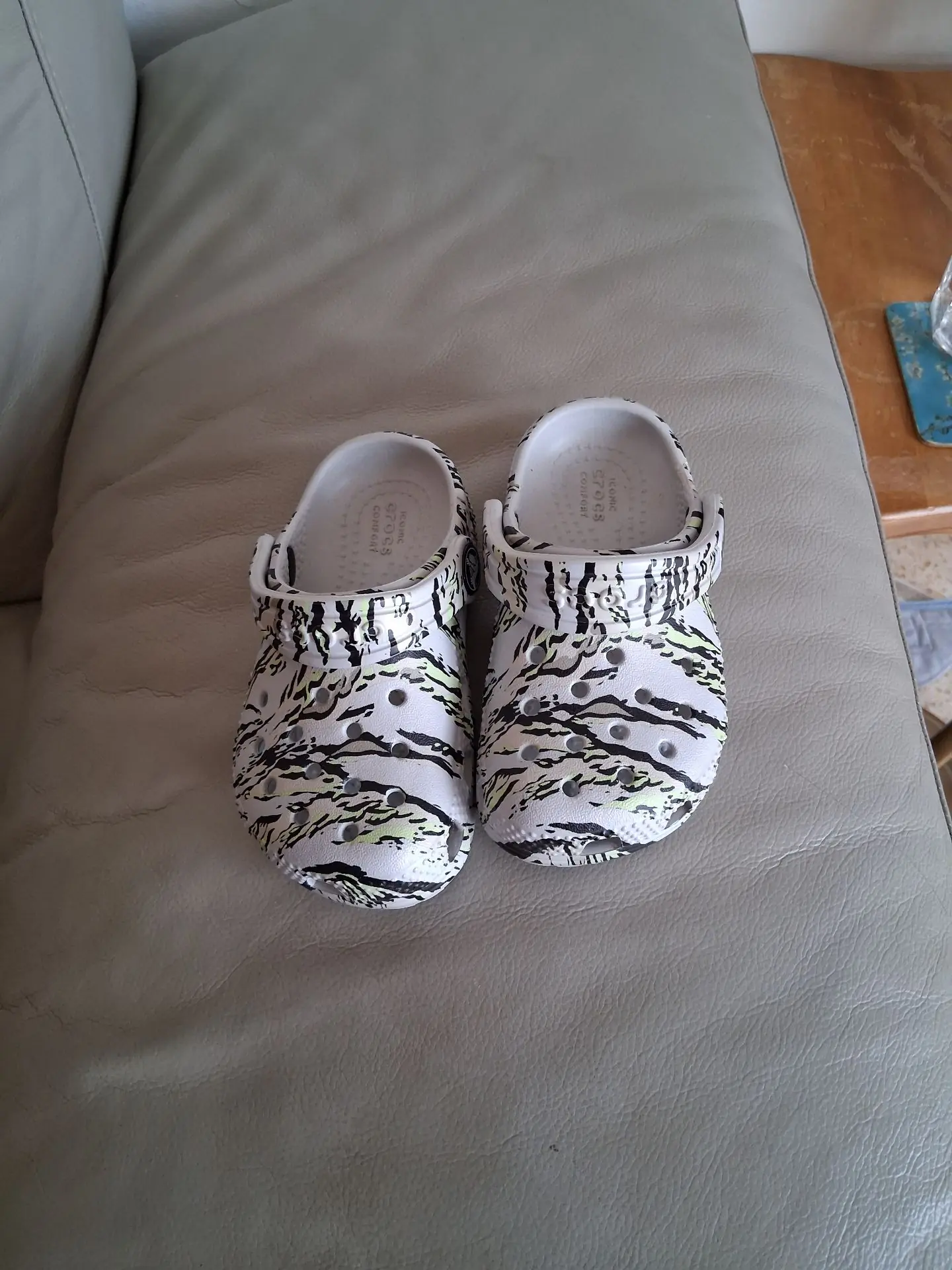 נעלי ילדים חדשים Crocs- קרוקס יד שנייה בנמיז - Nemyz