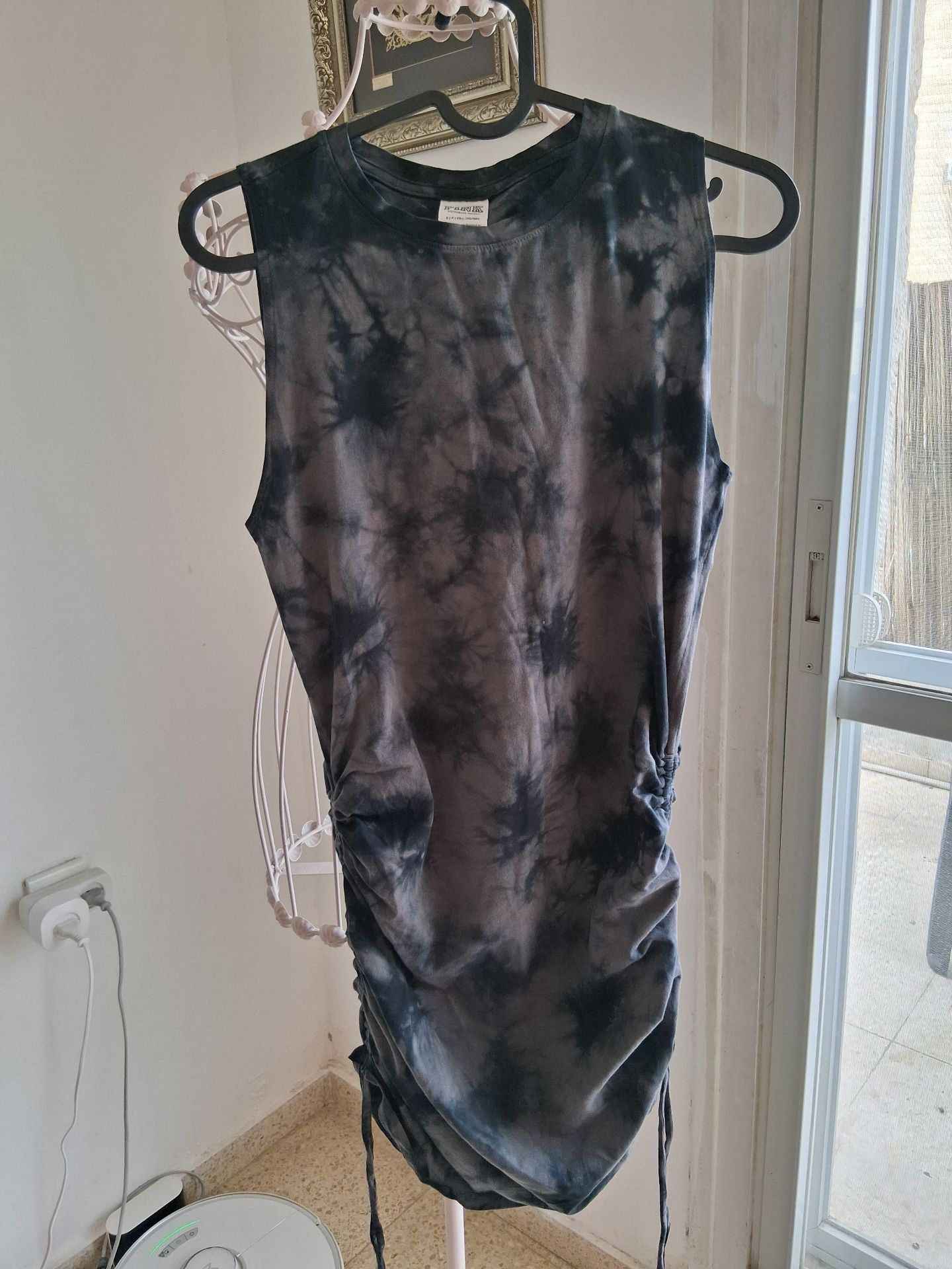 שמלת מיני tie dye Victoria’s Secret - ויקטוריה'ס סיקרט יד שנייה בנמיז - Nemyz
