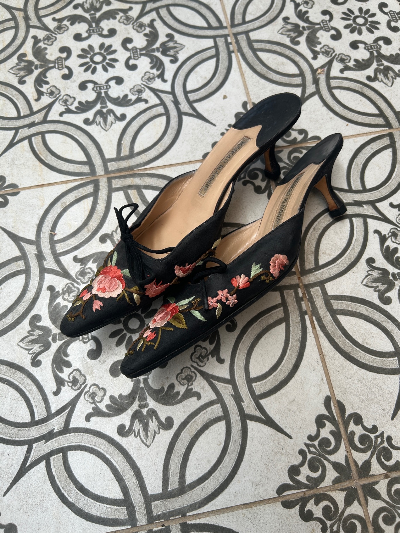 Mules של מנולו מידה Manolo Blahnik - מנולו בלאניק יד שנייה בנמיז - Nemyz