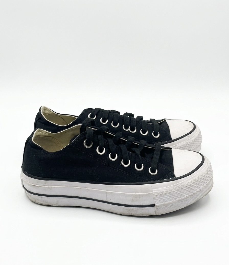 אולסטאר שחורות Converse (All-Star) – קונברס (אול-סטאר) יד שנייה בנמיז - Nemyz