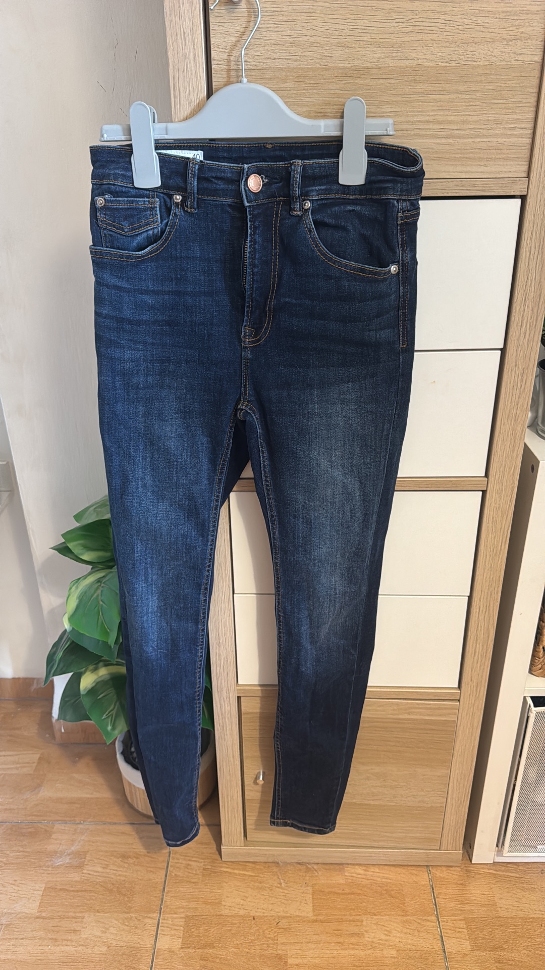 Stradivarius D07 40 Stradivarius – סטרדיווריוס יד שנייה בנמיז - Nemyz